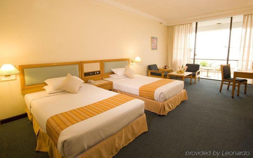 M Social Resort Penang Tanjung Bungah  Exterior photo