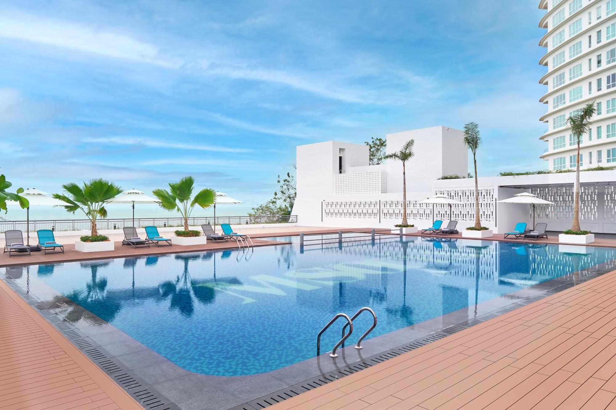 M Social Resort Penang Tanjung Bungah  Exterior photo