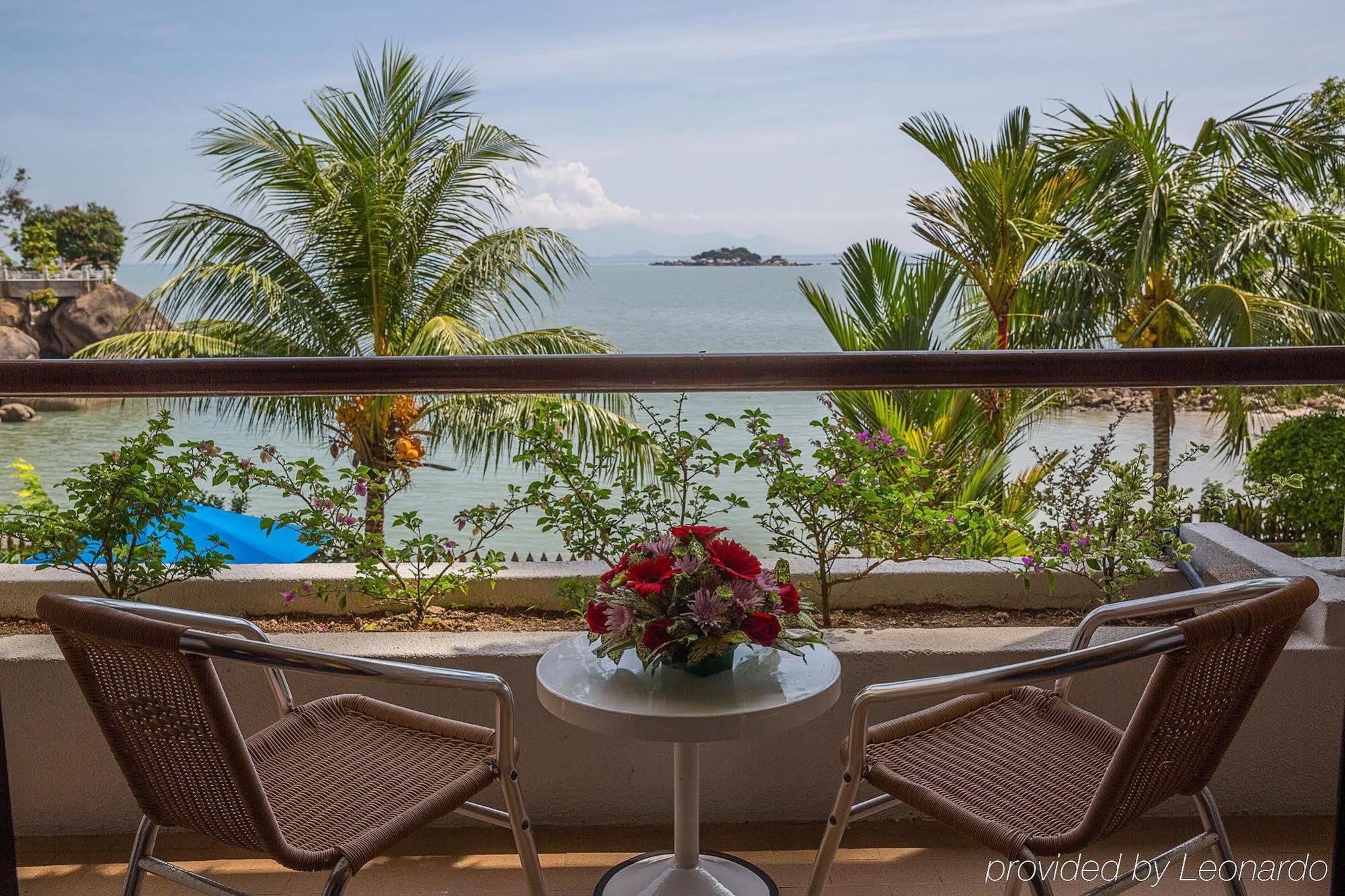 M Social Resort Penang Tanjung Bungah  Room photo
